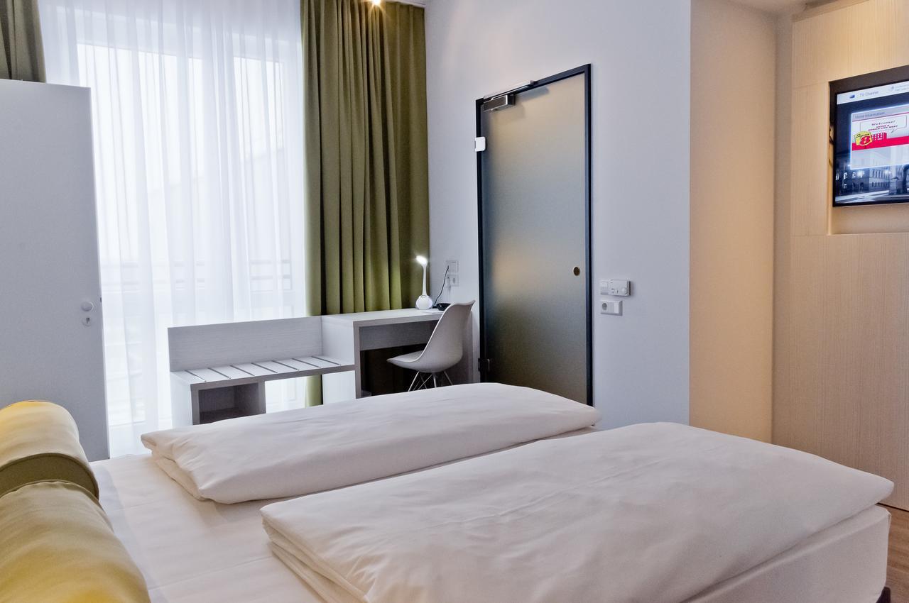Hotel Super 8 By Wyndham West Múnich
