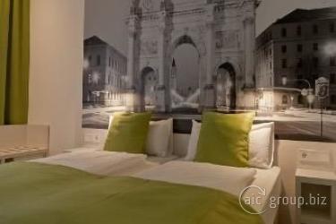 Super 8 By Wyndham West Hotel 3*